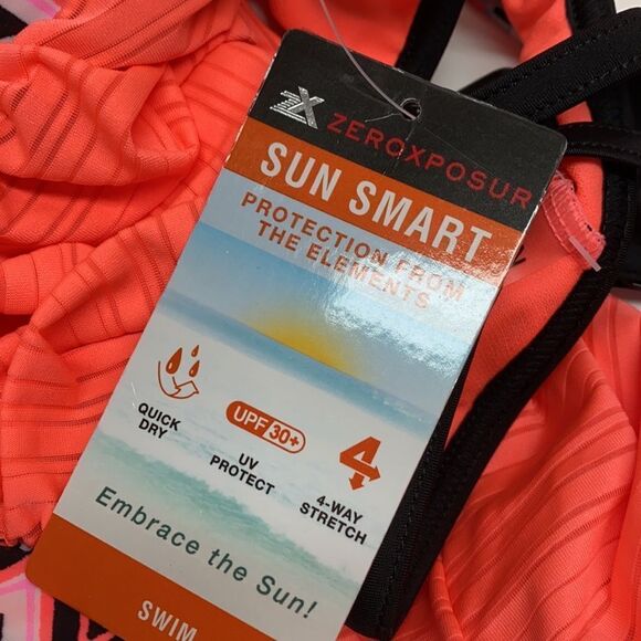 🔥🏖 Zeroposur swimsuit top News’s sz  small - Picture 3 of 8
